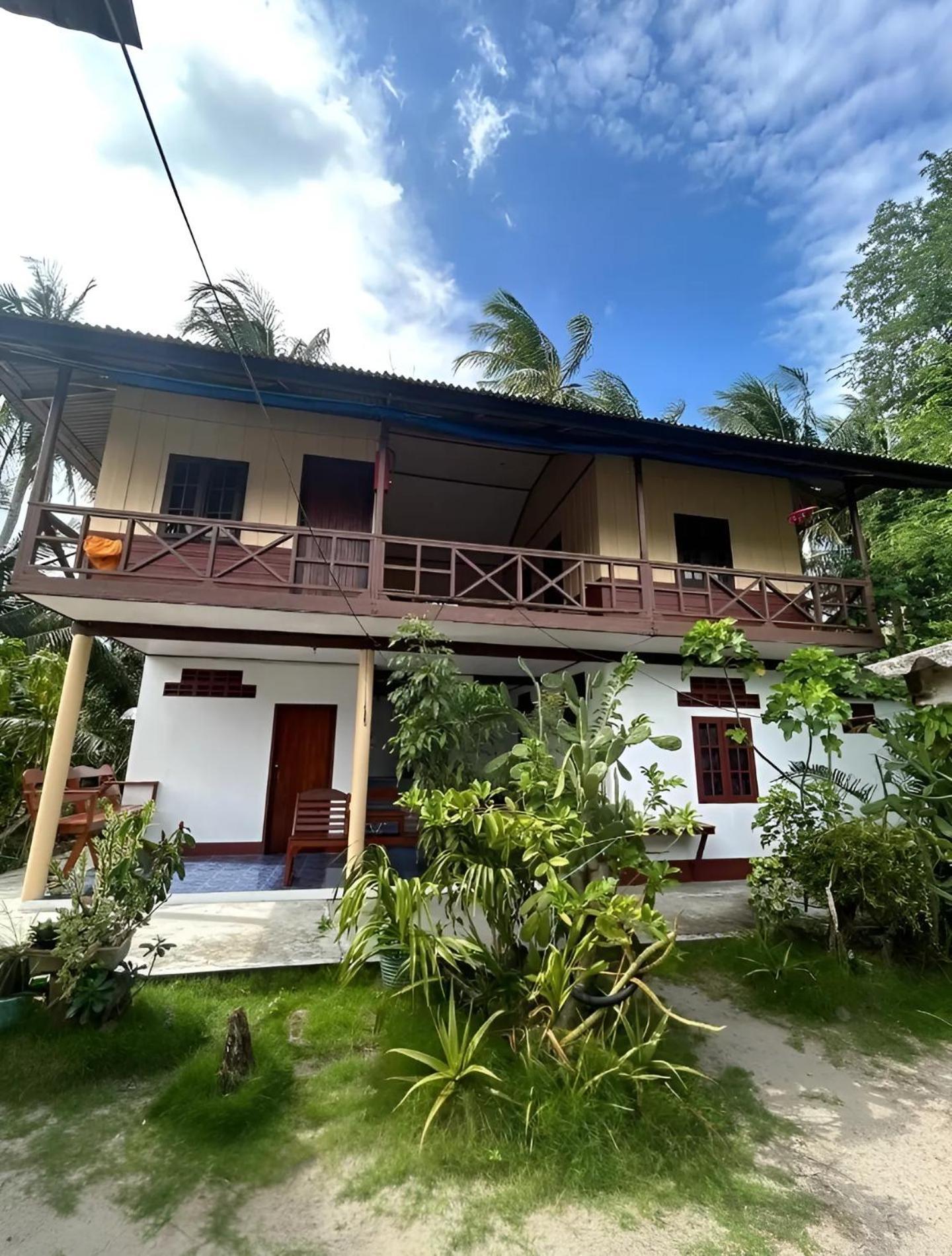 Pinks Bungalow Baan Tai Exterior photo